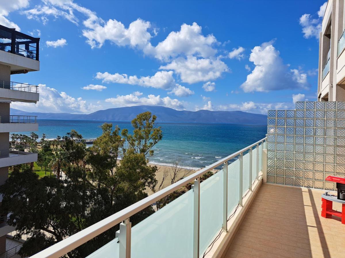 Aura Lägenhet Vlorë Exteriör bild